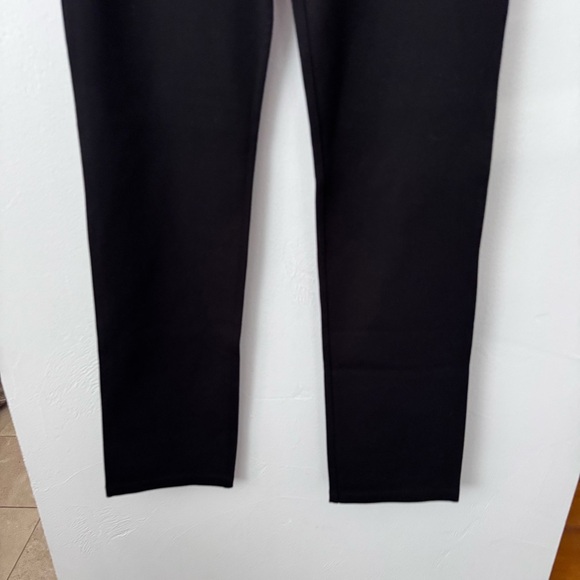 Beatbrand black straigt style pull on pant Size Small - Picture 3 of 7